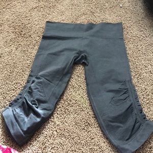 Army green cropped lululemon leggings